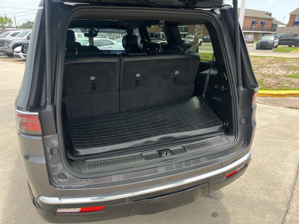 2022 Jeep Wagoneer Series III
