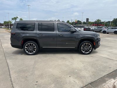 2022 Jeep Wagoneer Series III