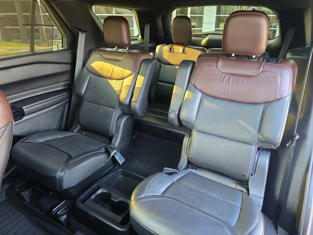 2021 Ford Explorer Platinum