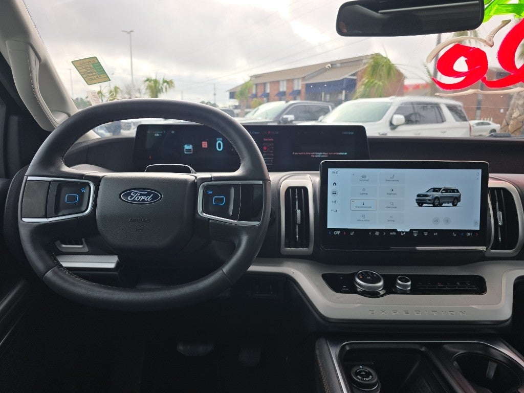 2025 Ford Expedition Active