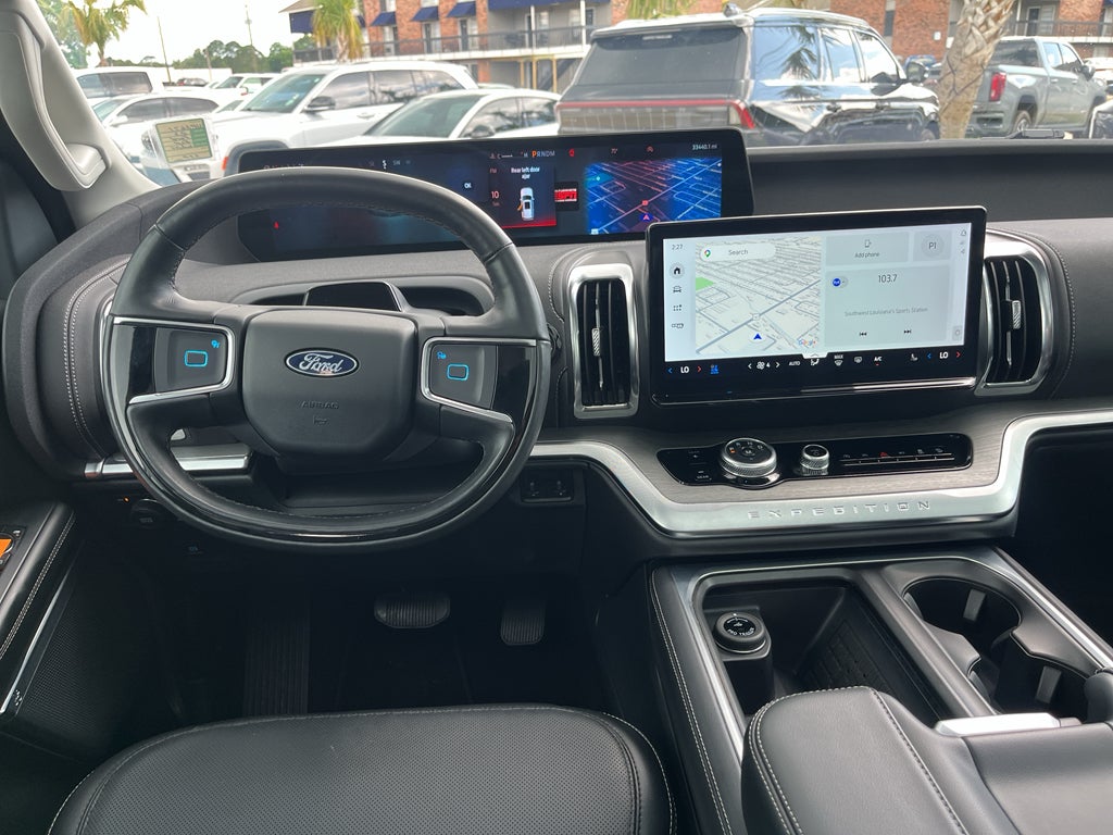 2025 Ford Expedition Platinum