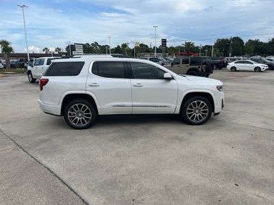 2023 GMC Acadia Denali