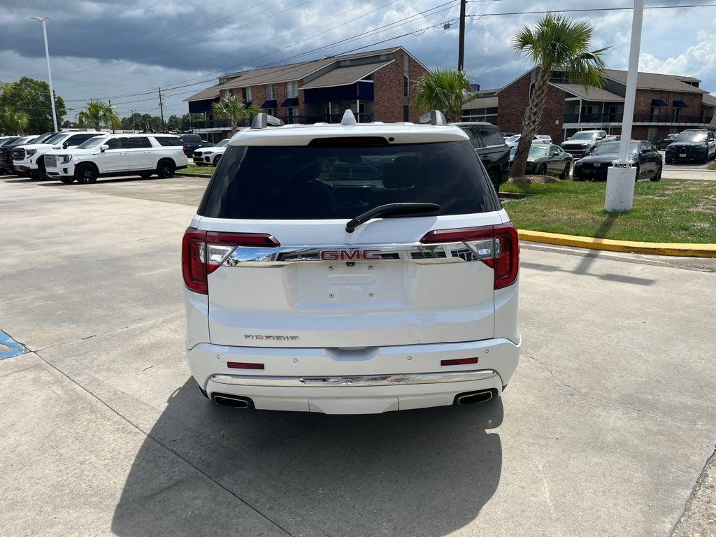 2020 GMC Acadia Denali