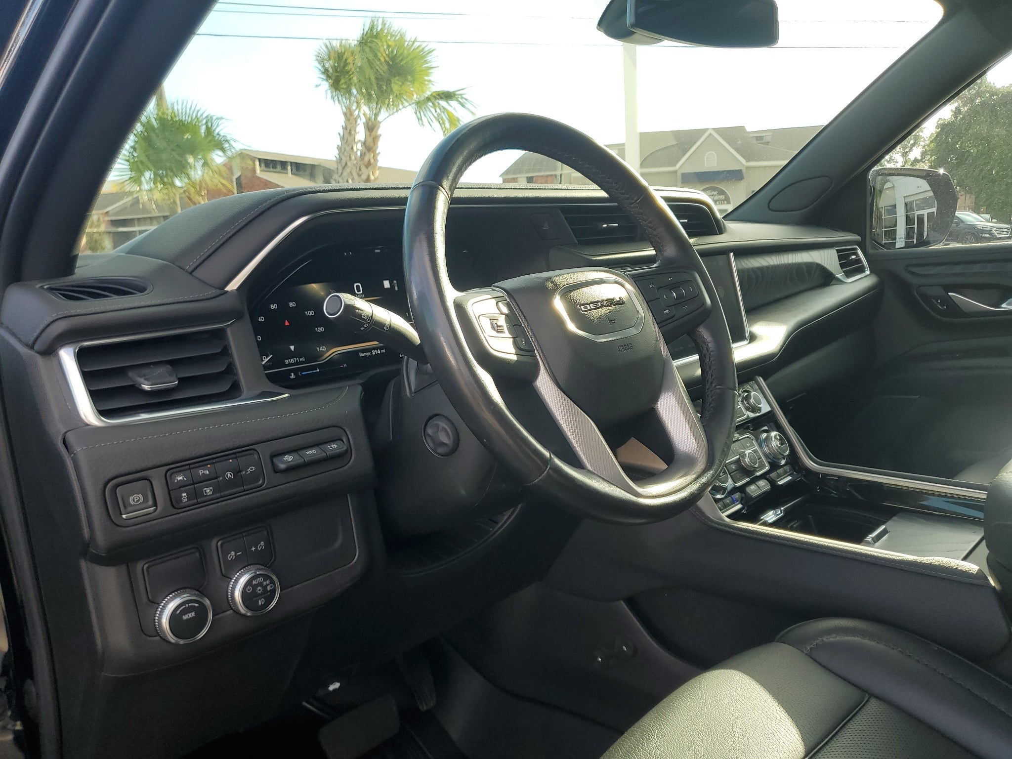 2022 GMC Yukon XL Denali
