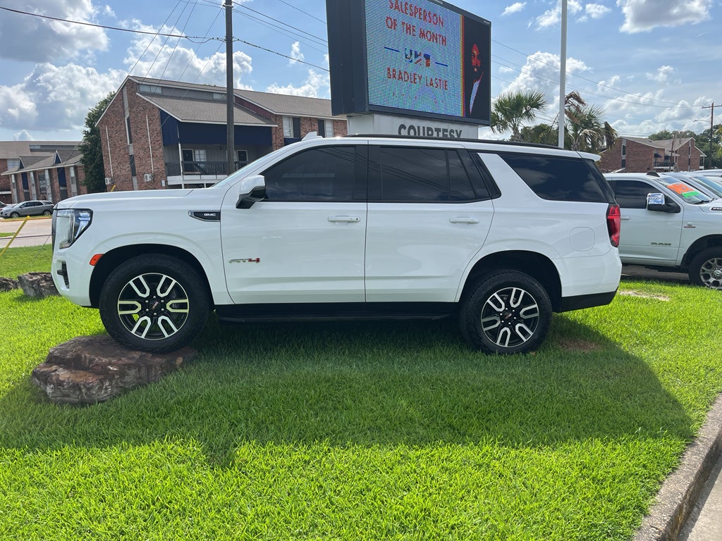 2023 GMC Yukon AT4