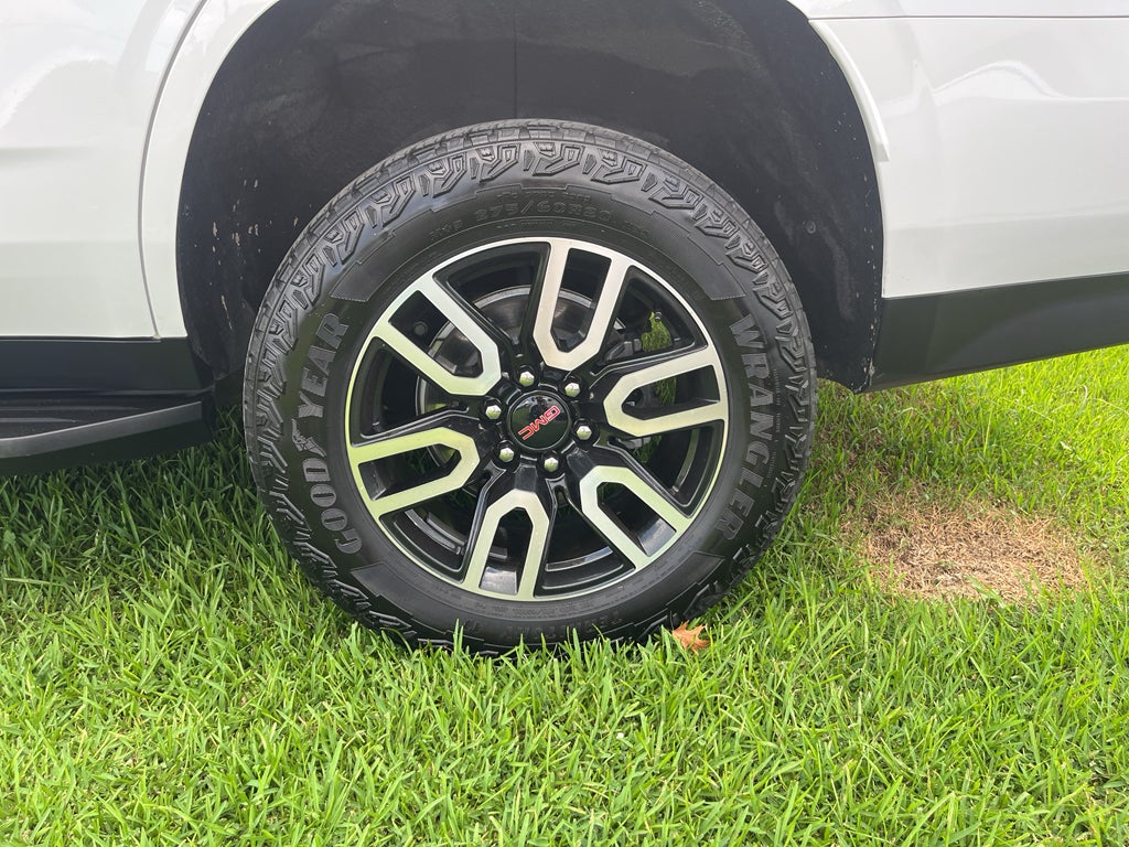 2023 GMC Yukon AT4