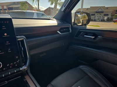 2025 GMC Yukon Denali