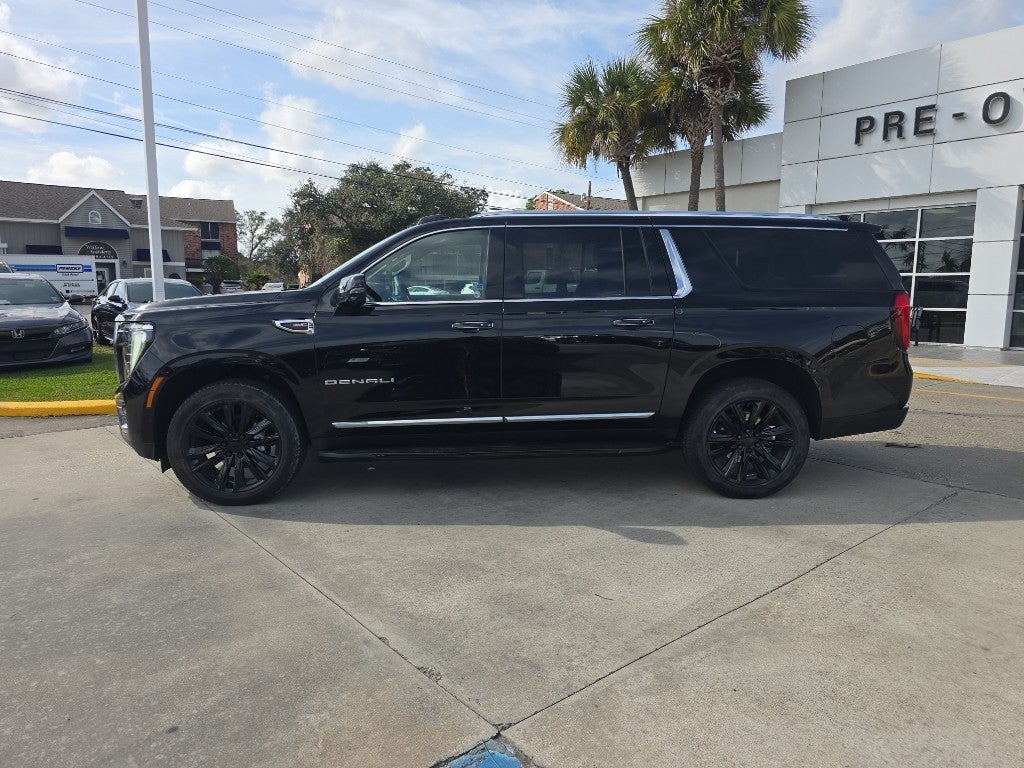 2025 GMC Yukon XL Denali