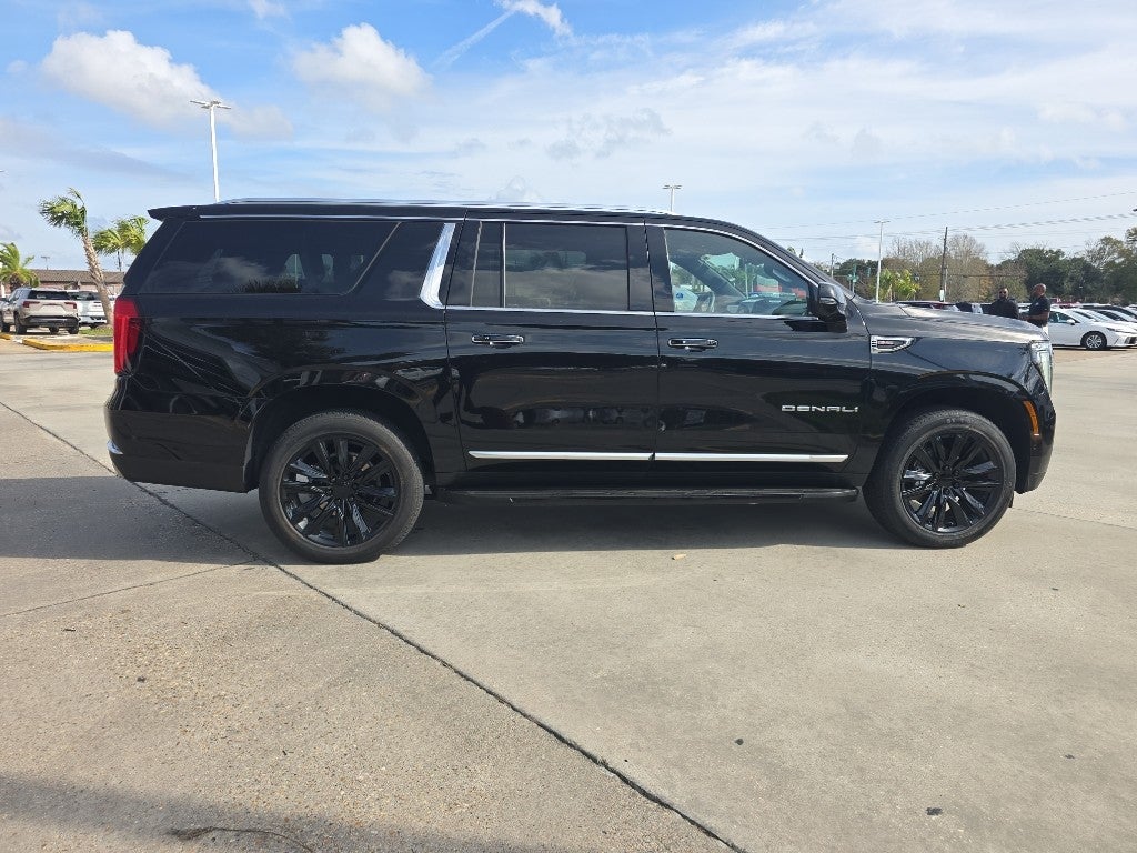 2025 GMC Yukon XL Denali