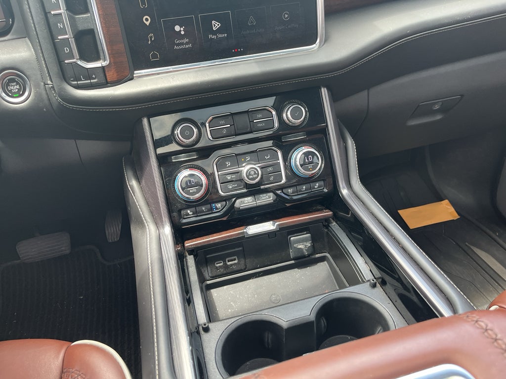 2023 GMC Yukon XL Denali Ultimate