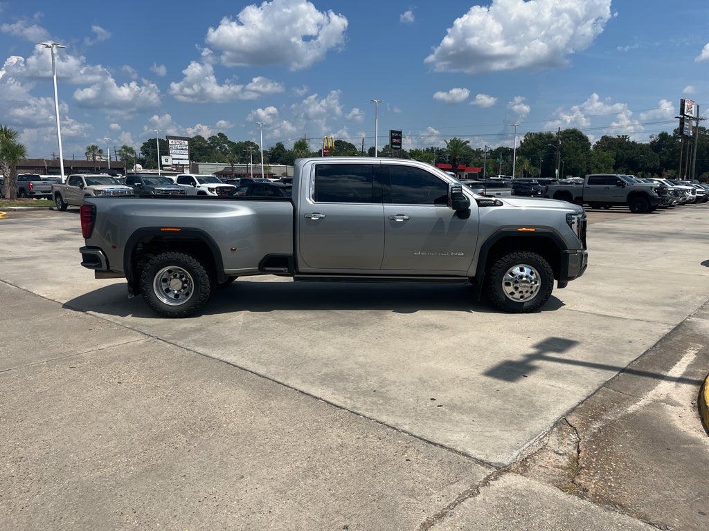 2024 GMC Sierra 3500 HD Denali Ultimate DRW