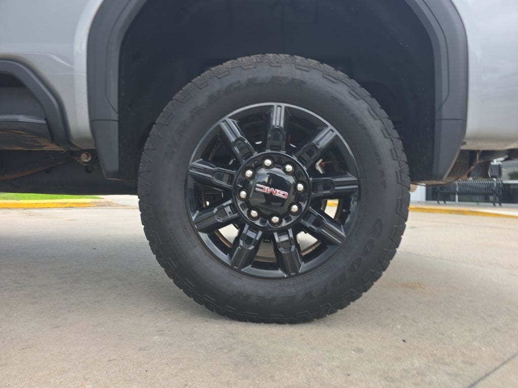 2025 GMC Sierra 2500 HD AT4