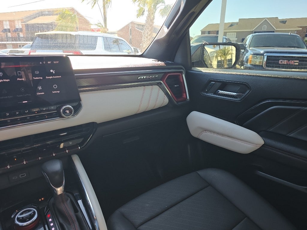 2023 GMC Canyon AT4X