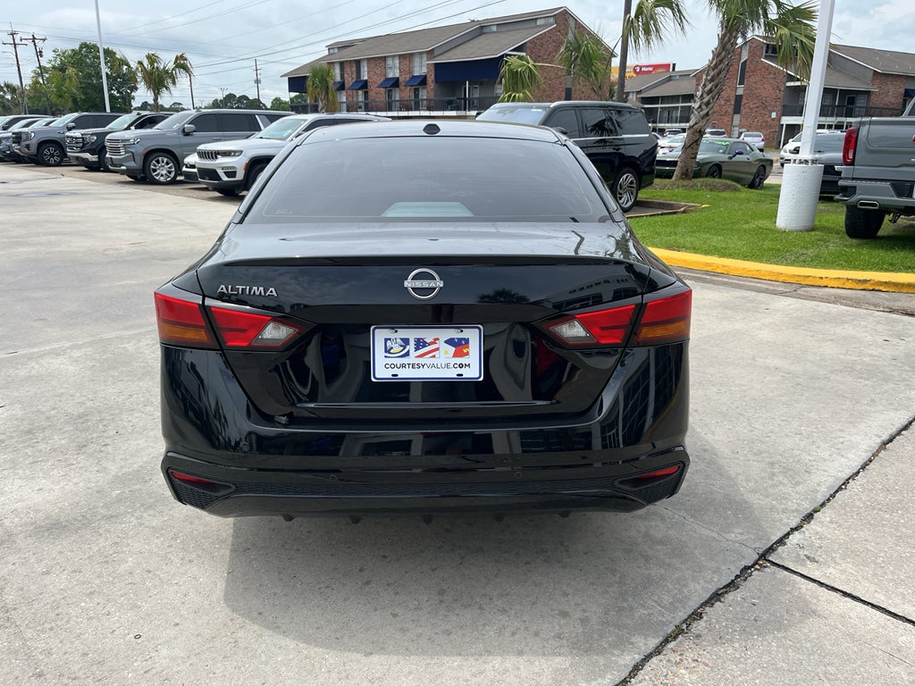 2025 Nissan Altima SV