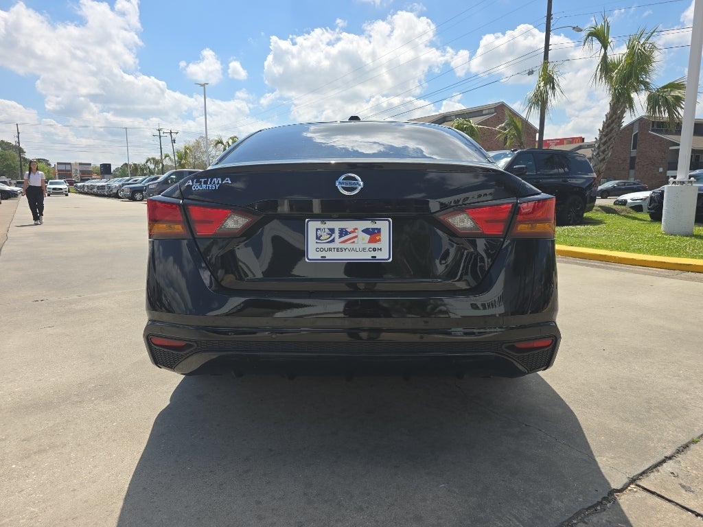 2025 Nissan Altima SV