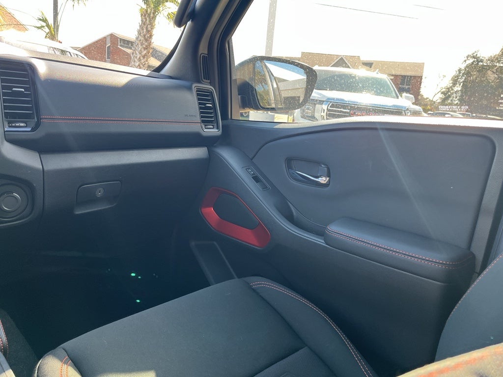 2024 Nissan Frontier PRO-X