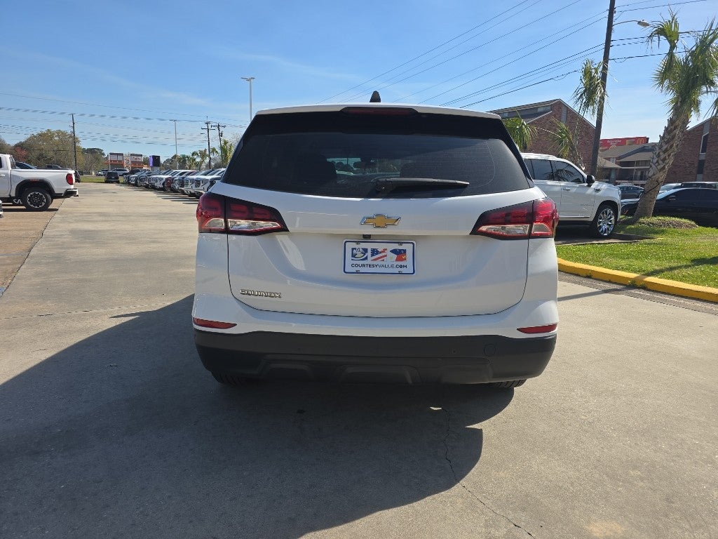 2023 Chevrolet Equinox LS