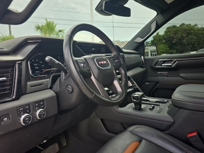 2025 GMC Sierra 1500 AT4