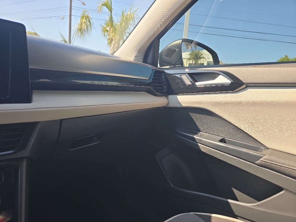 2025 Volkswagen Taos S