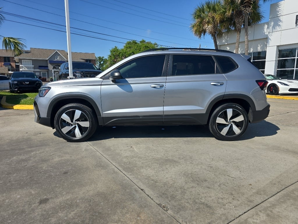 2025 Volkswagen Taos S