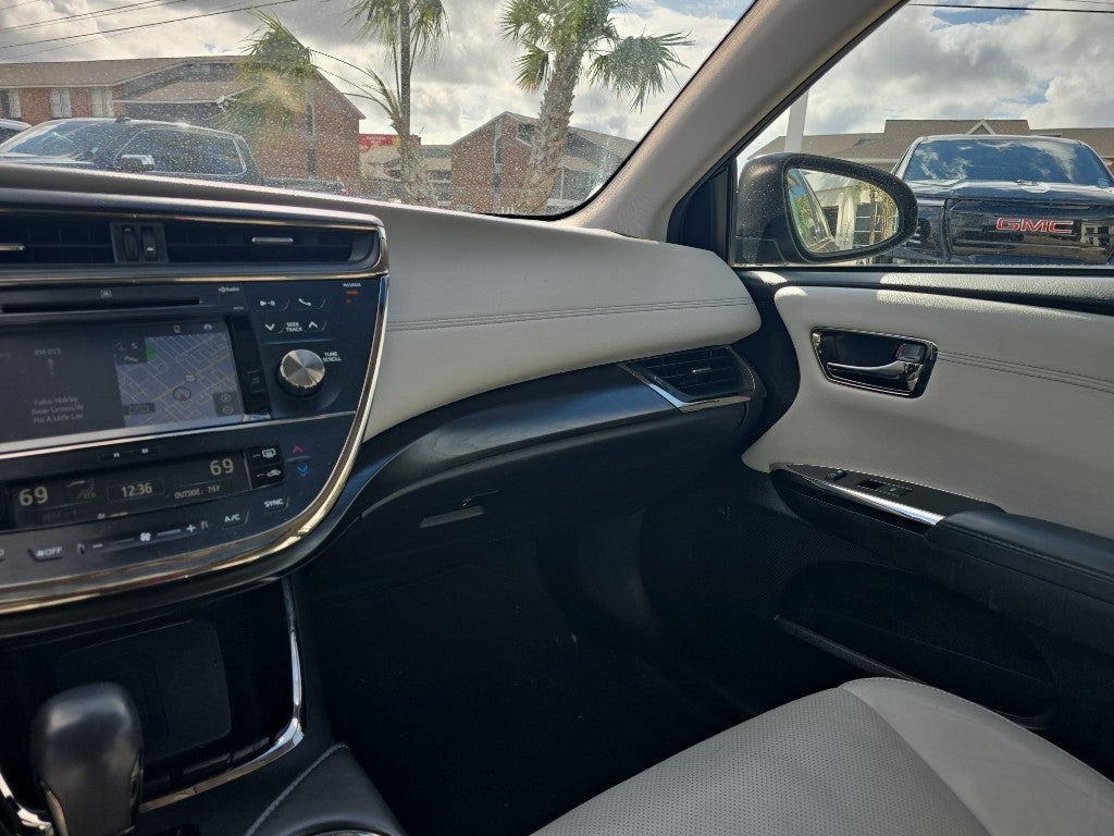 2017 Toyota Avalon XLE