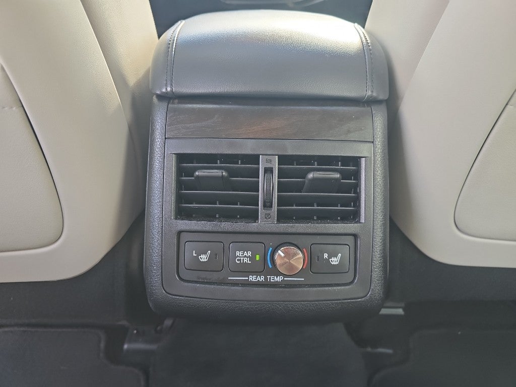 2017 Toyota Avalon XLE