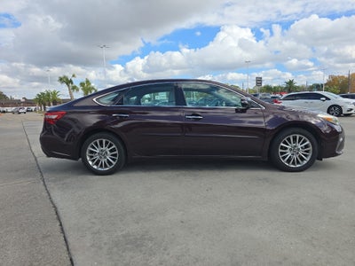 2017 Toyota Avalon XLE