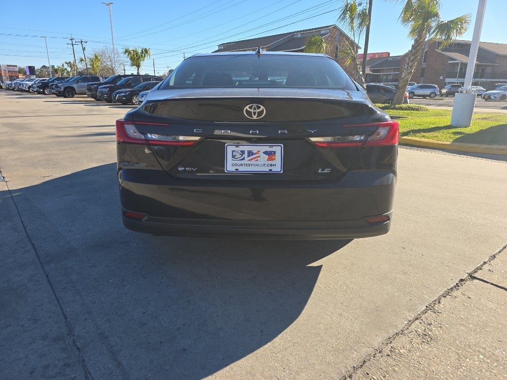 2025 Toyota Camry LE