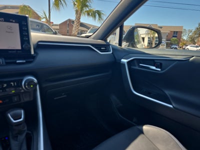 2022 Toyota RAV4 Hybrid XSE