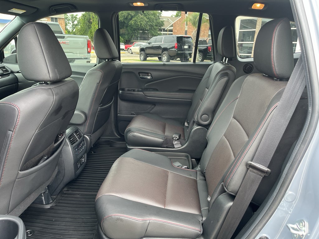2022 Honda Pilot Black Edition