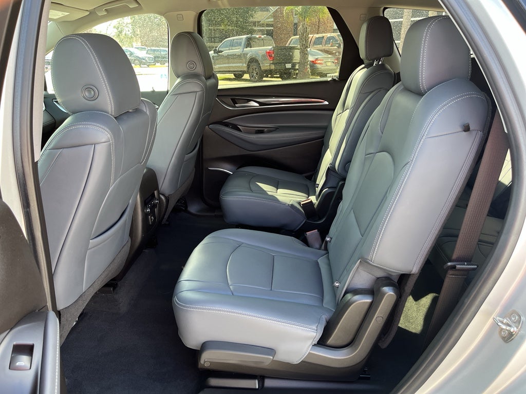 2021 Buick Enclave Essence