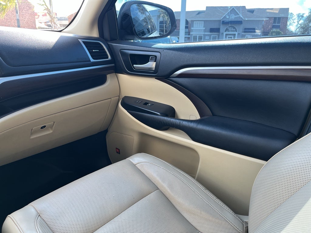 2016 Toyota Highlander Limited