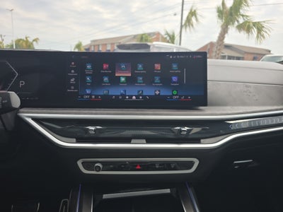 2024 BMW X7 xDrive40i