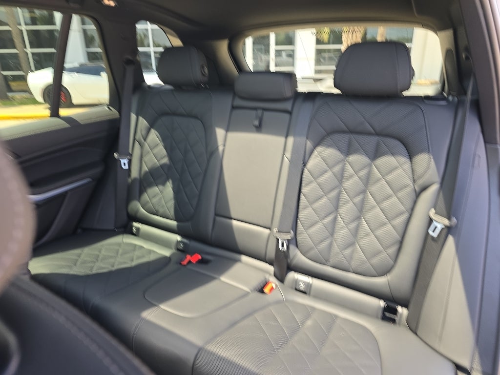 2025 BMW X5 xDrive40i
