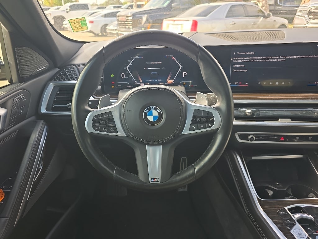 2025 BMW X6 xDrive40i