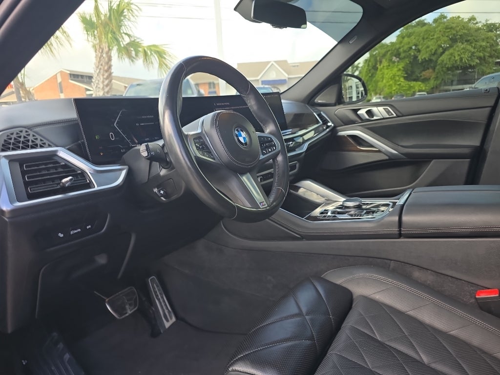 2025 BMW X6 xDrive40i