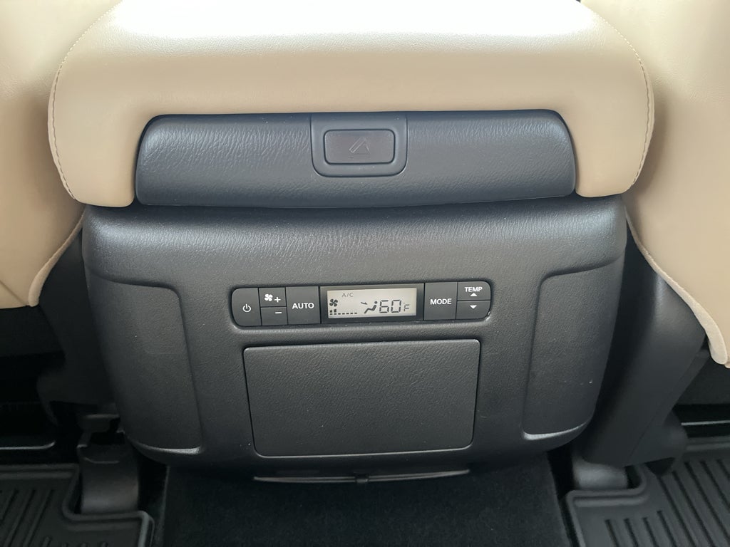 2023 Nissan Armada SV