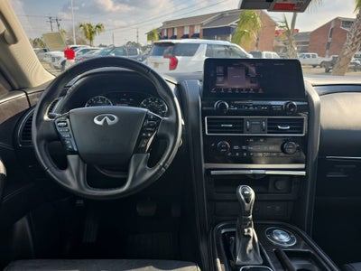 2024 INFINITI QX80 LUXE