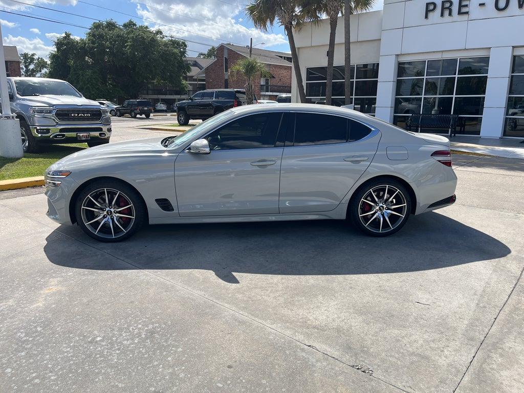 2025 Genesis G70 2.5T