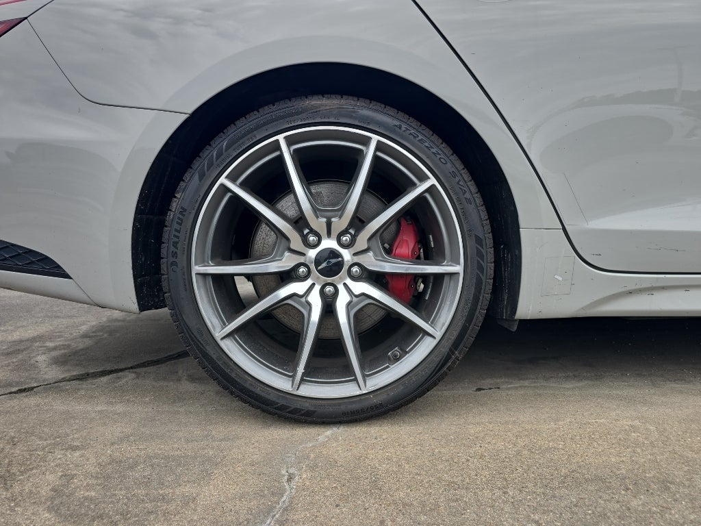 2025 Genesis G70 2.5T