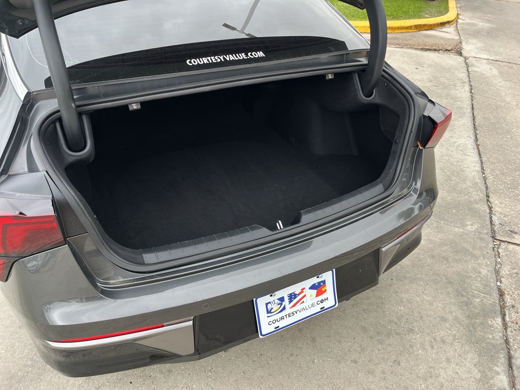 2025 Kia K5 LXS