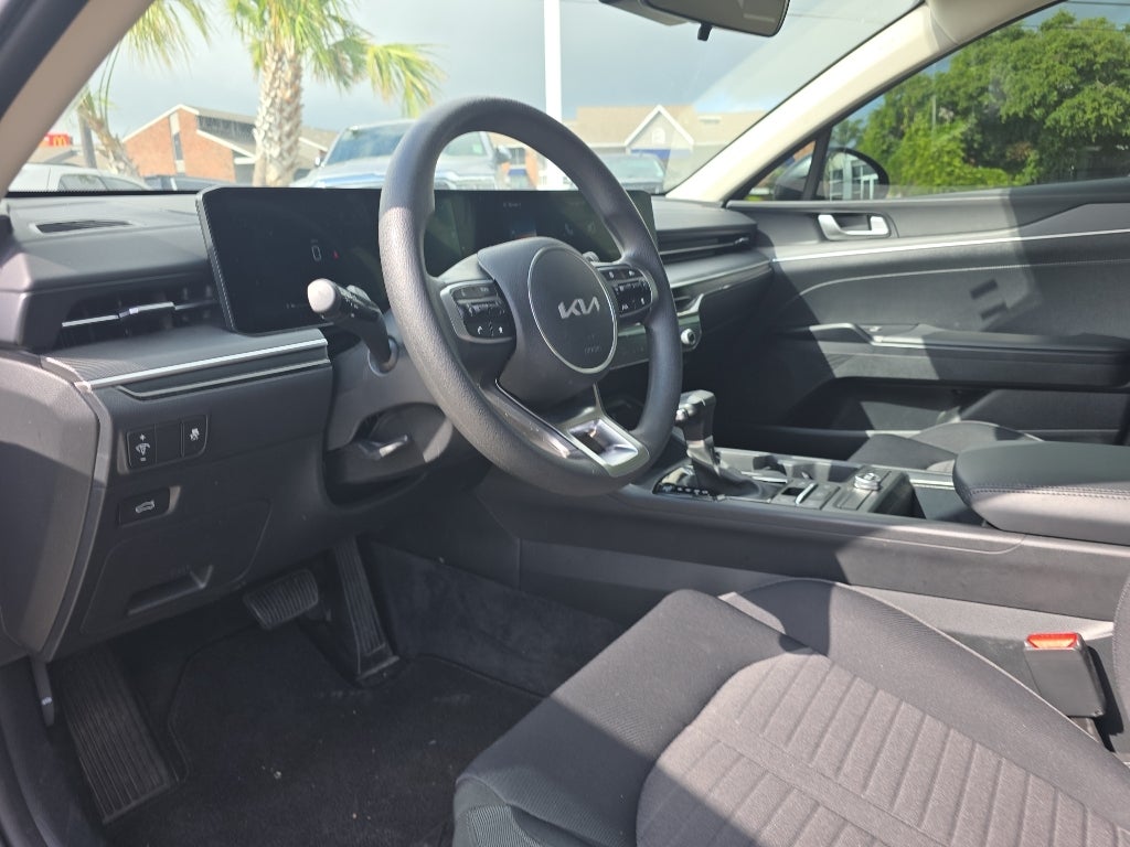 2025 Kia K5 LXS