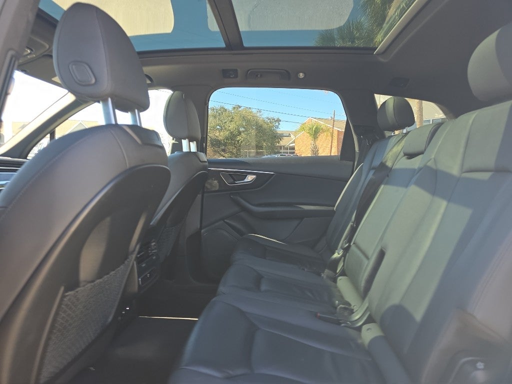2021 Audi Q7 Premium