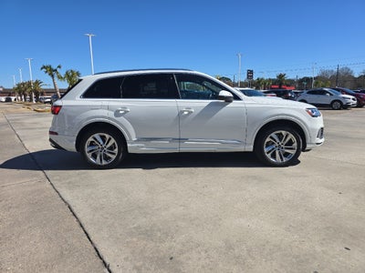 2021 Audi Q7 Premium