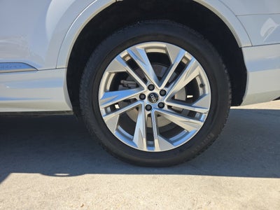 2021 Audi Q7 Premium
