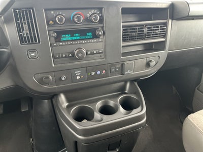 2025 Chevrolet Express Passenger 1LT