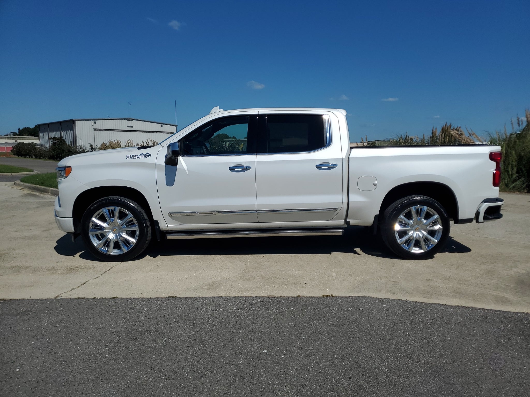 2023 Chevrolet Silverado 1500 High Country