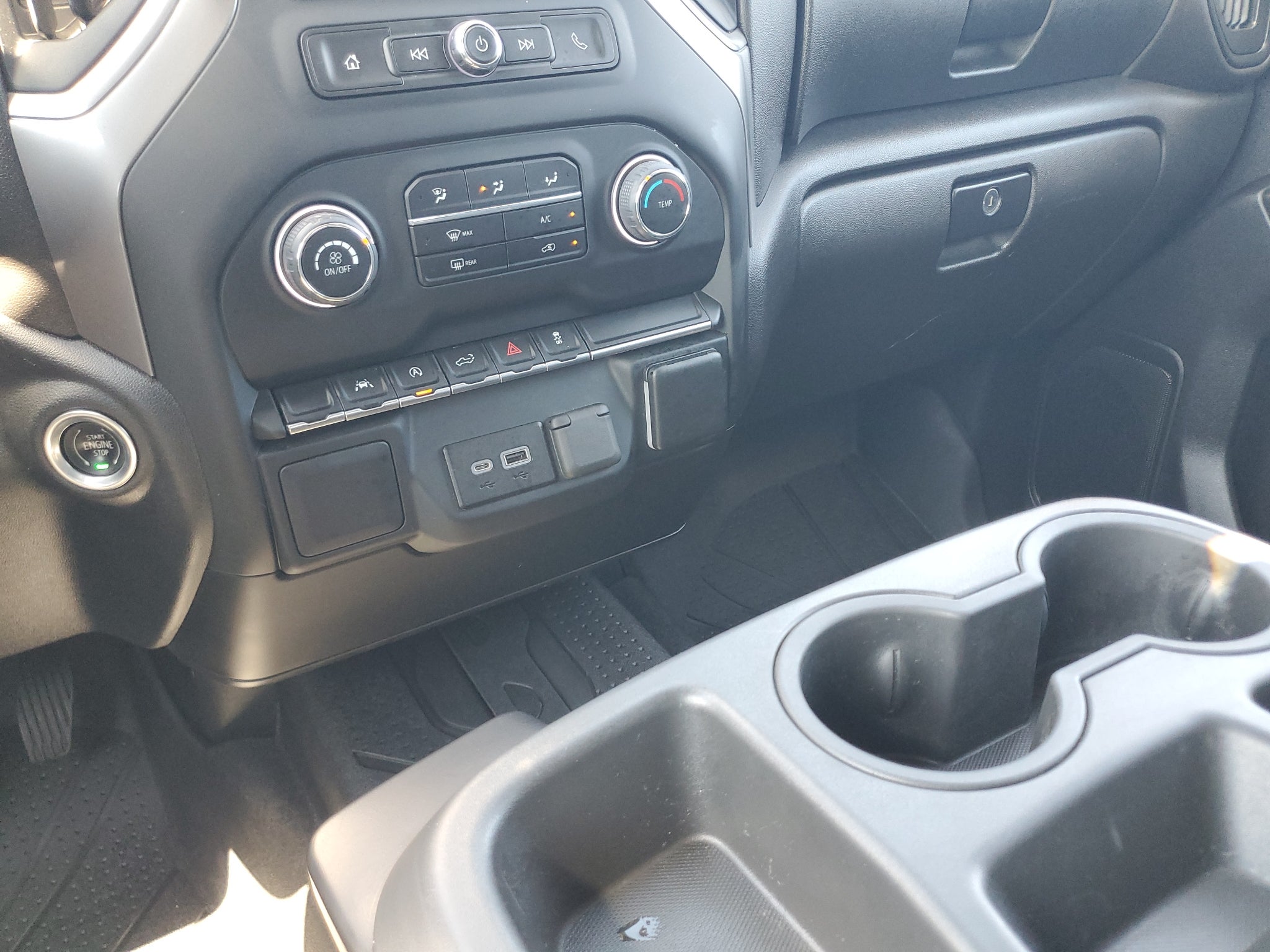2023 Chevrolet Silverado 1500 Custom
