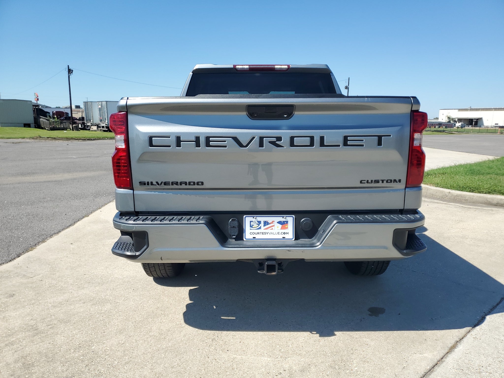 2023 Chevrolet Silverado 1500 Custom