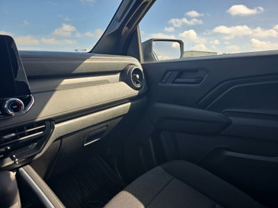 2025 Chevrolet Colorado WT/LT